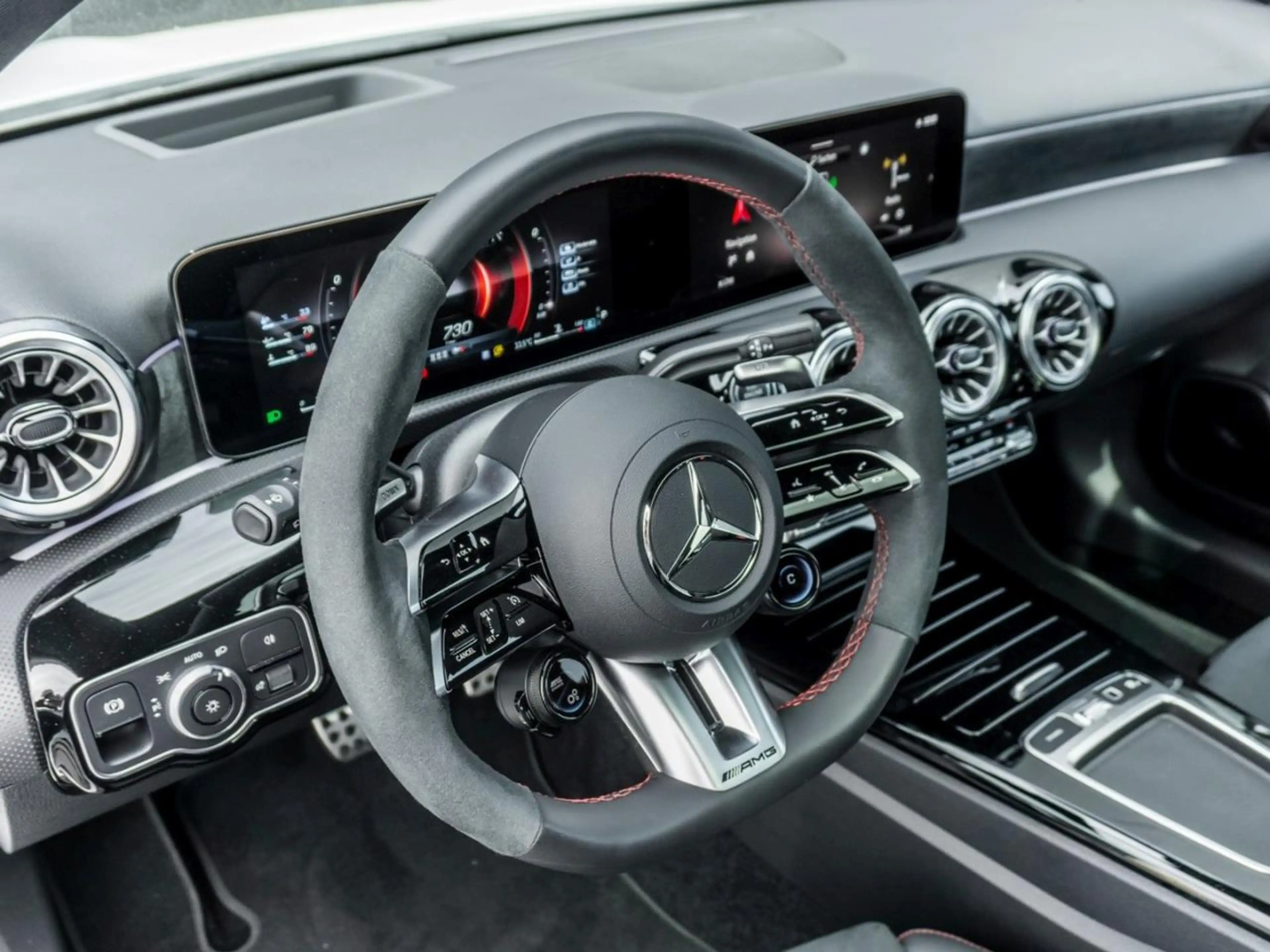 Mercedes-Benz A 45 AMG A 45 S 4M+ Panorama Burmester HeadUp Memory 360° — photo 8