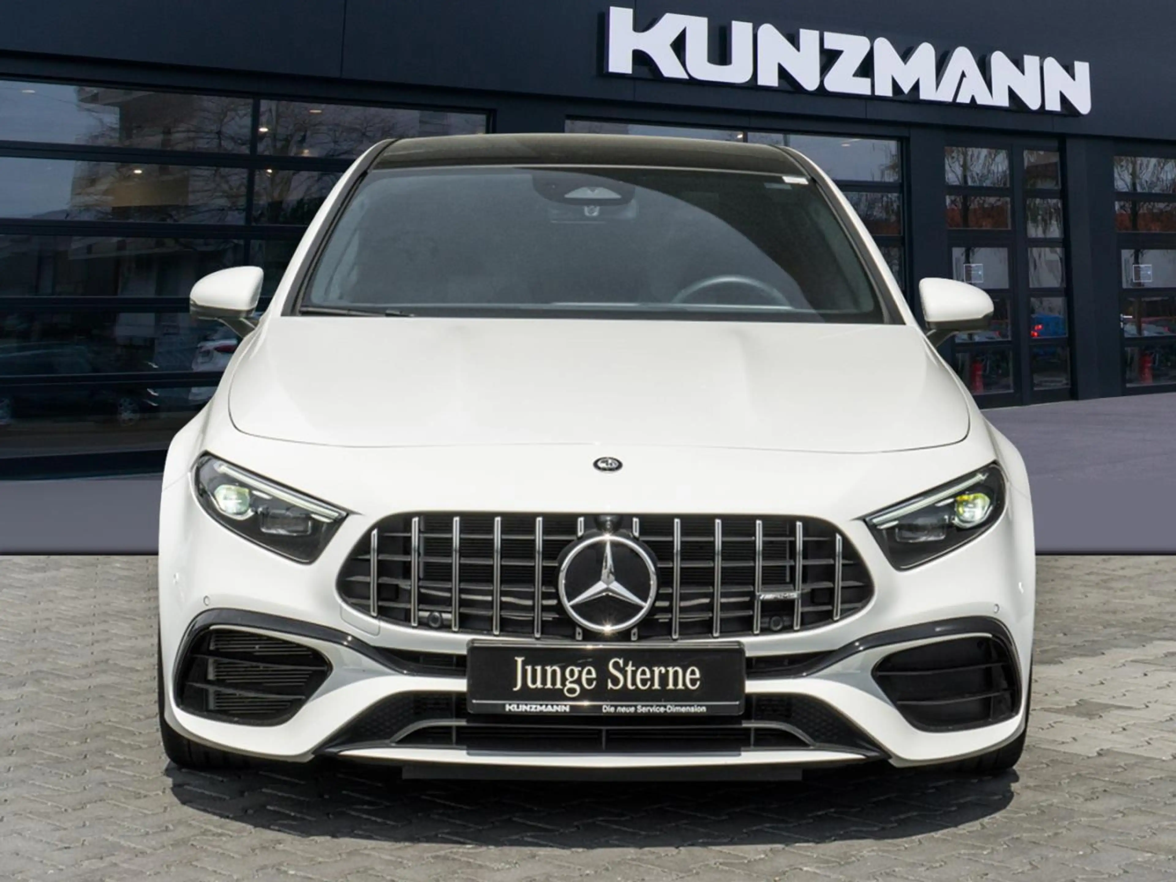 Mercedes-Benz A 45 AMG A 45 S 4M+ Panorama Burmester HeadUp Memory 360° — photo 2