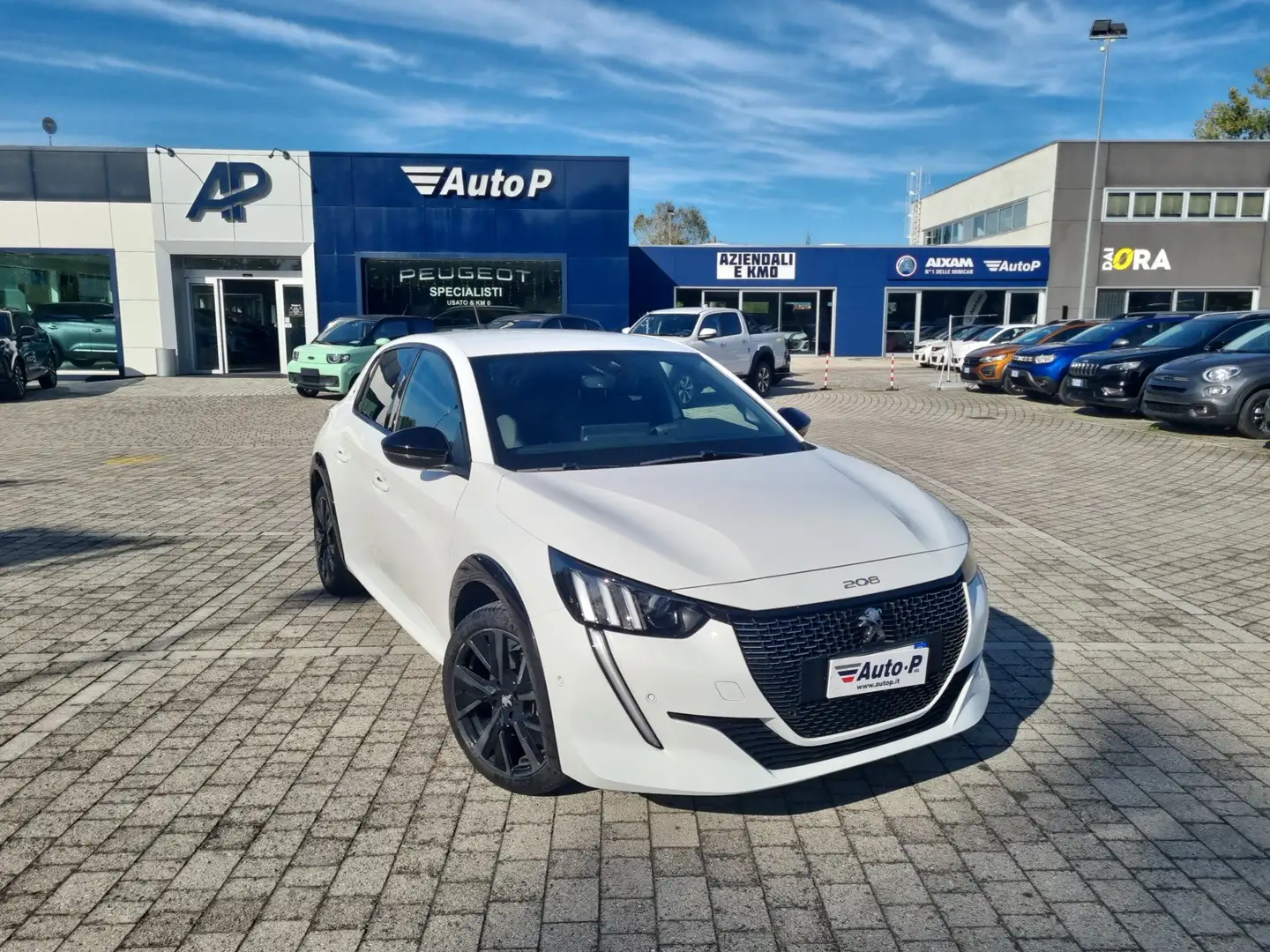 Peugeot 208 208 PureTech 100 Stop&Start 5 porte GT Bianco - 2