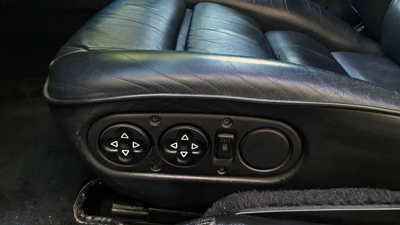 Porsche 928 5.0 GT, foto 11