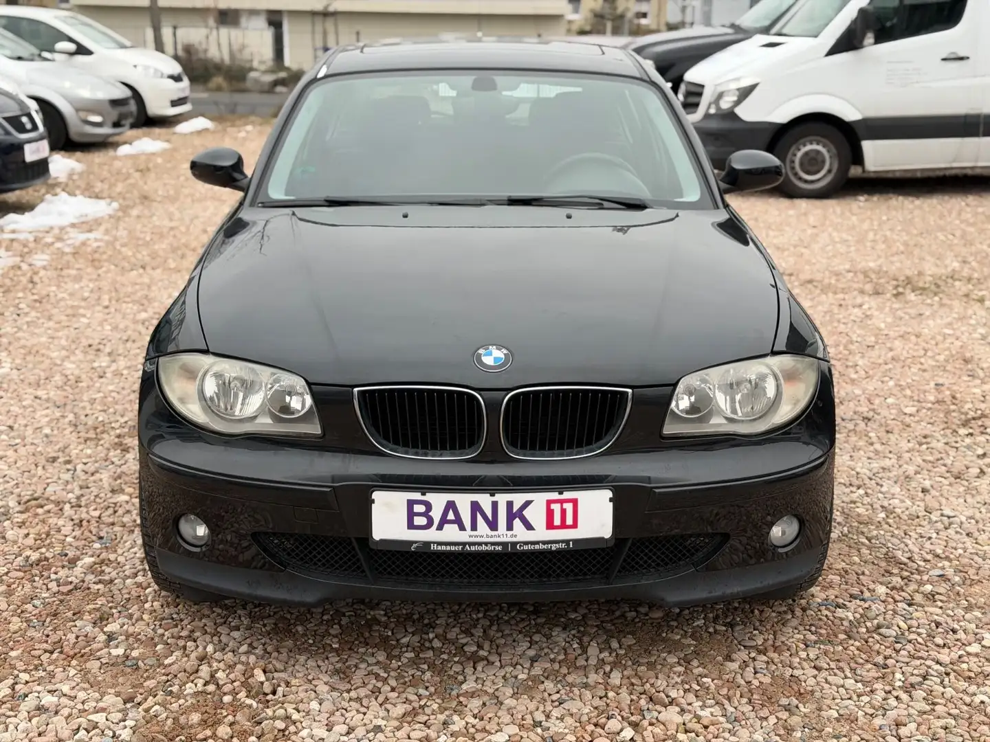 BMW 118 i**TÜV NEU**Automatik Schwarz - 2