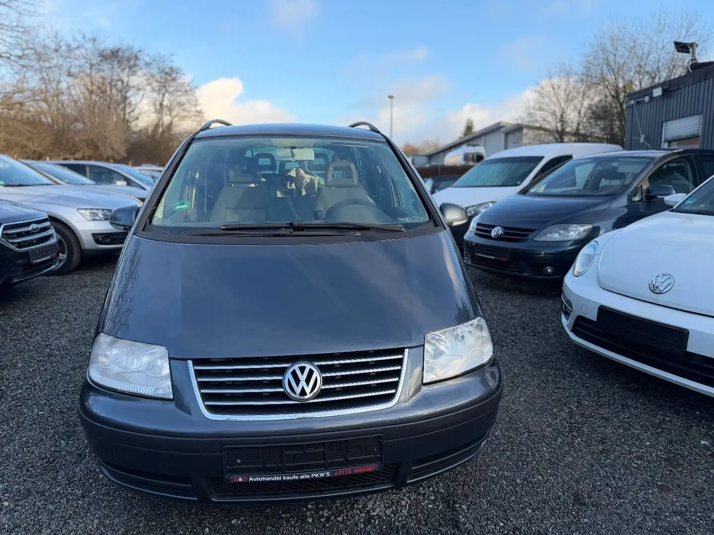 Volkswagen Sharan Trendline*7 sitzer*Tüv 04/26 Grau - 1