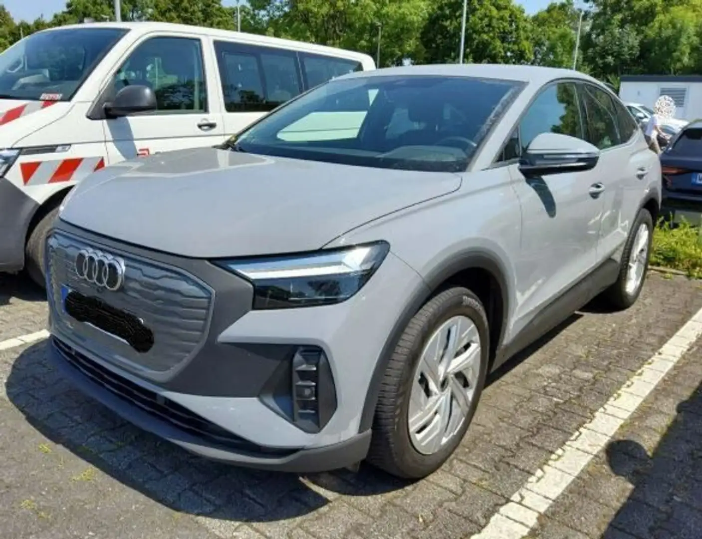 Audi Q4 e-tron Sportback 35 e-tron SMARTPHONE VC APS Grau - 1