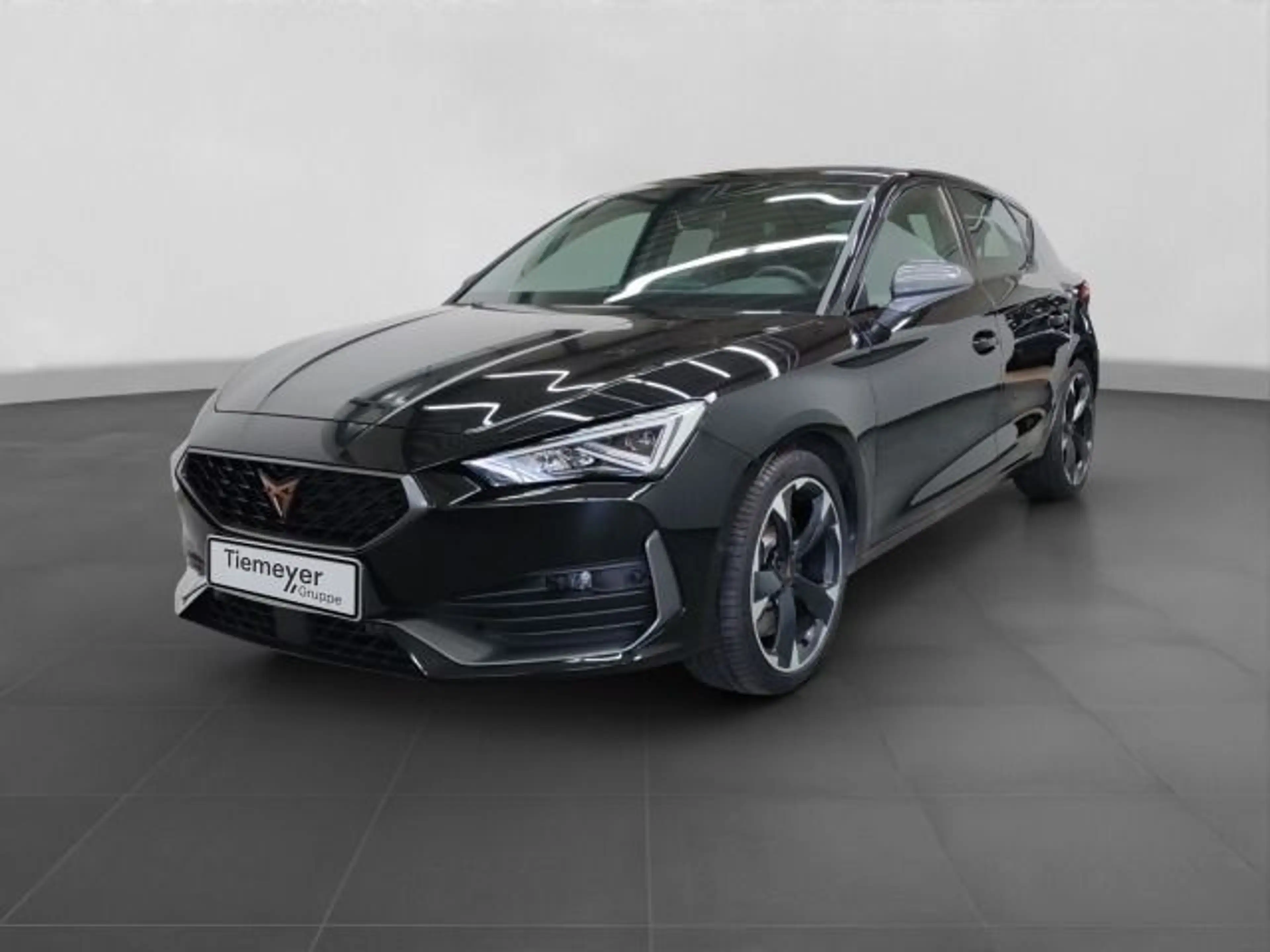 CUPRA Leon 2.0 TSI DSG KAMERA FULL-LINK PDC+ — photo 2
