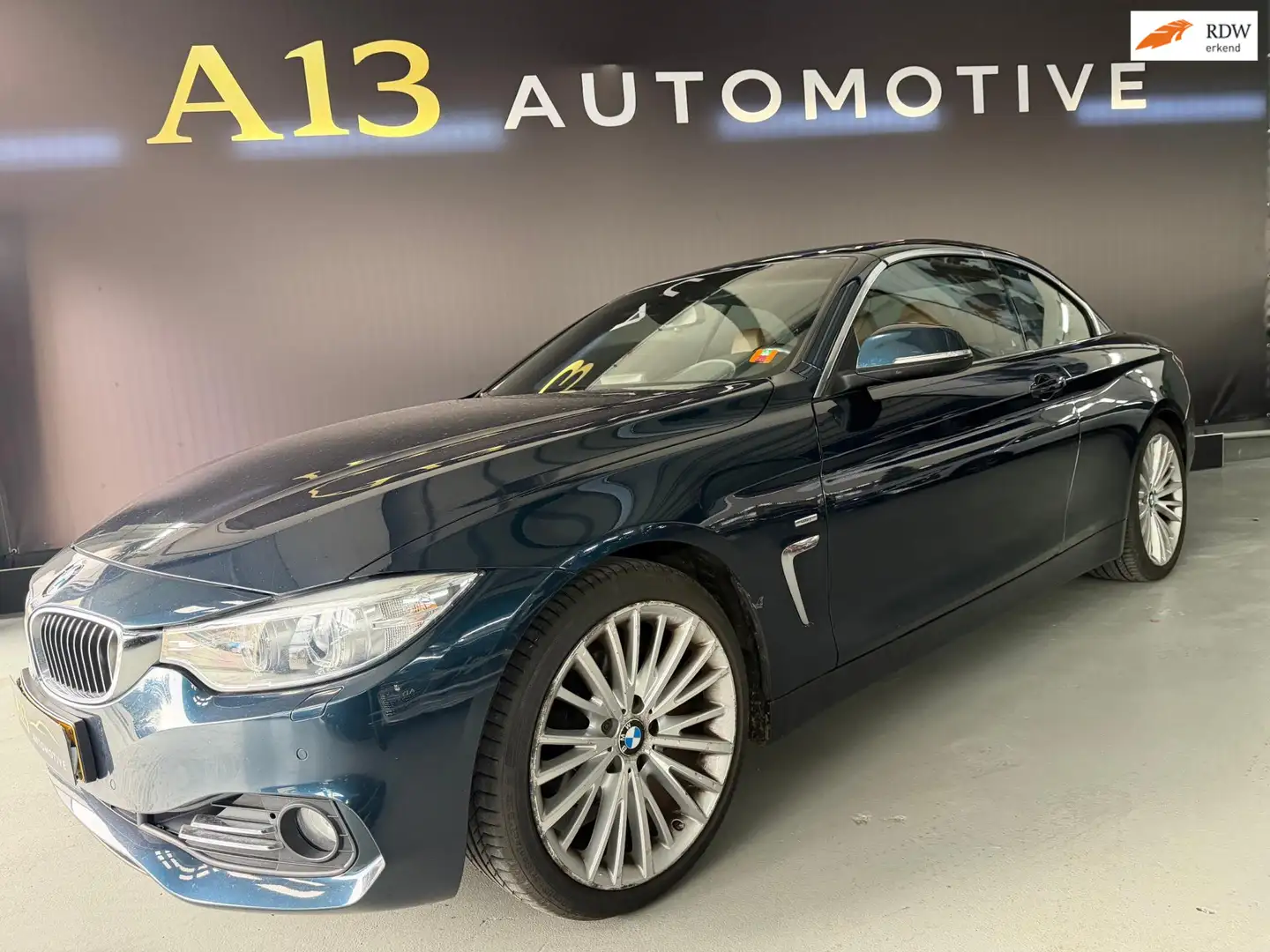 BMW 420 4-serie Cabrio 420i High Executive Blauw - 1