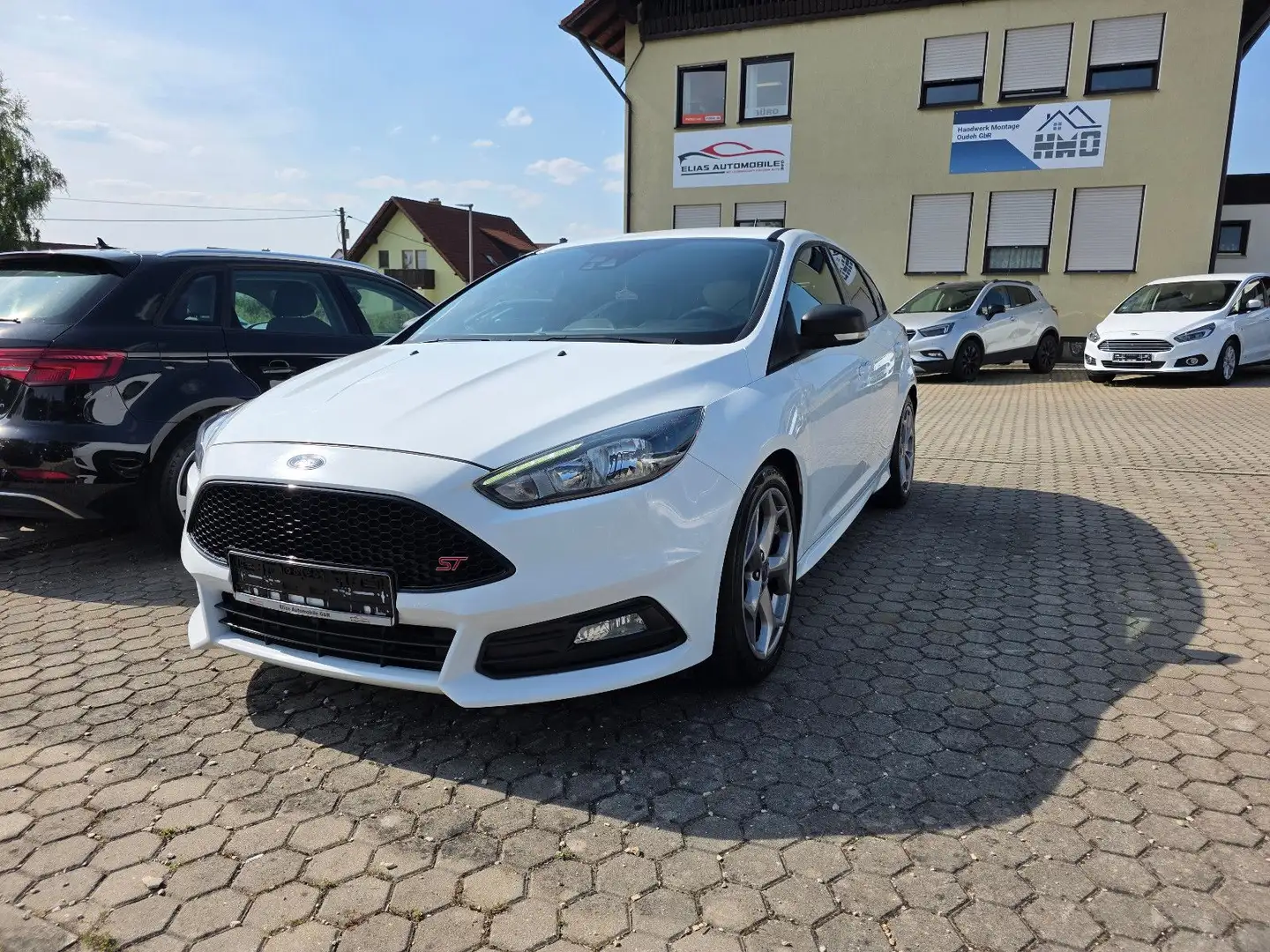 Ford Focus Lim. ST/  TÜV Neu Weiß - 1