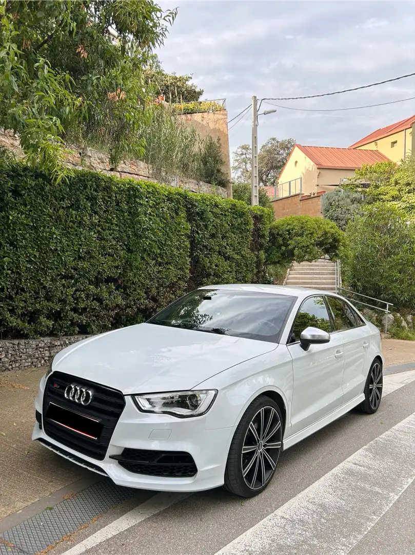 Audi S3 Sportback 2.0 TFSI quattro - 1