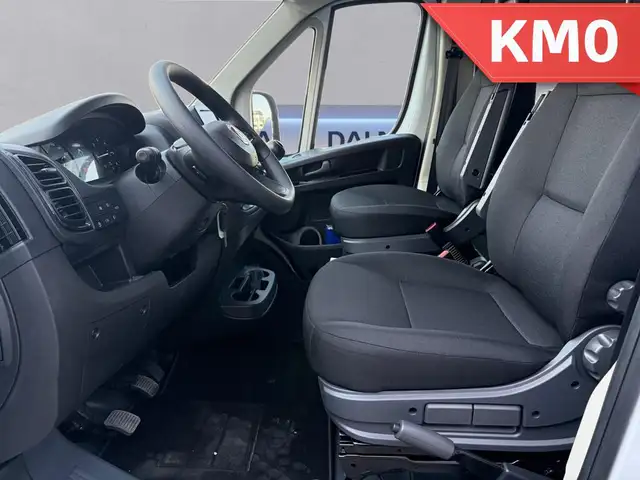 Fiat Ducato view 10
