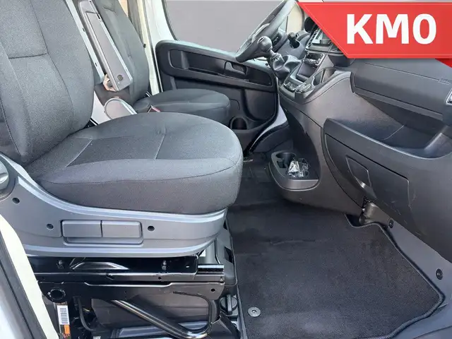 Fiat Ducato view 13