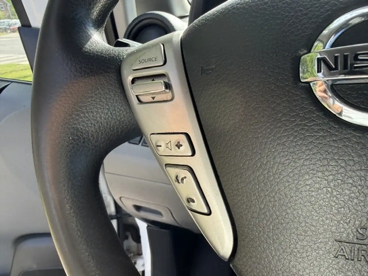 Nissan NV200 снимка Nissan NV200