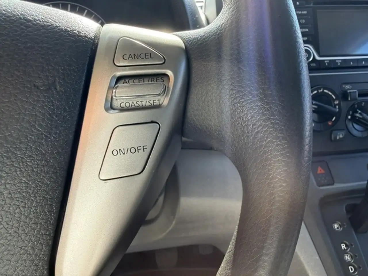 Nissan NV200 снимка Nissan NV200