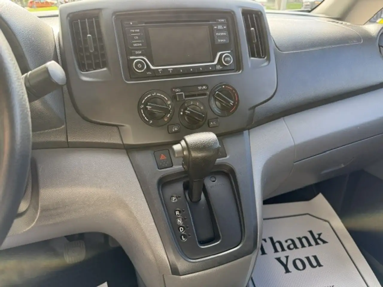 Nissan NV200 снимка Nissan NV200