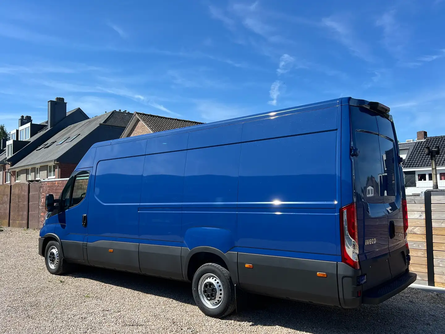 Iveco Daily 33.000 NETTO BTW ///L4 - H3///3.0 180 PK Azul - 1