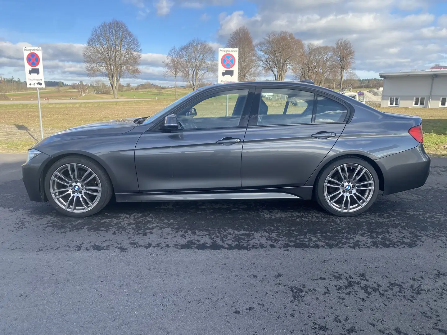 BMW 320 M Sport Grau - 2