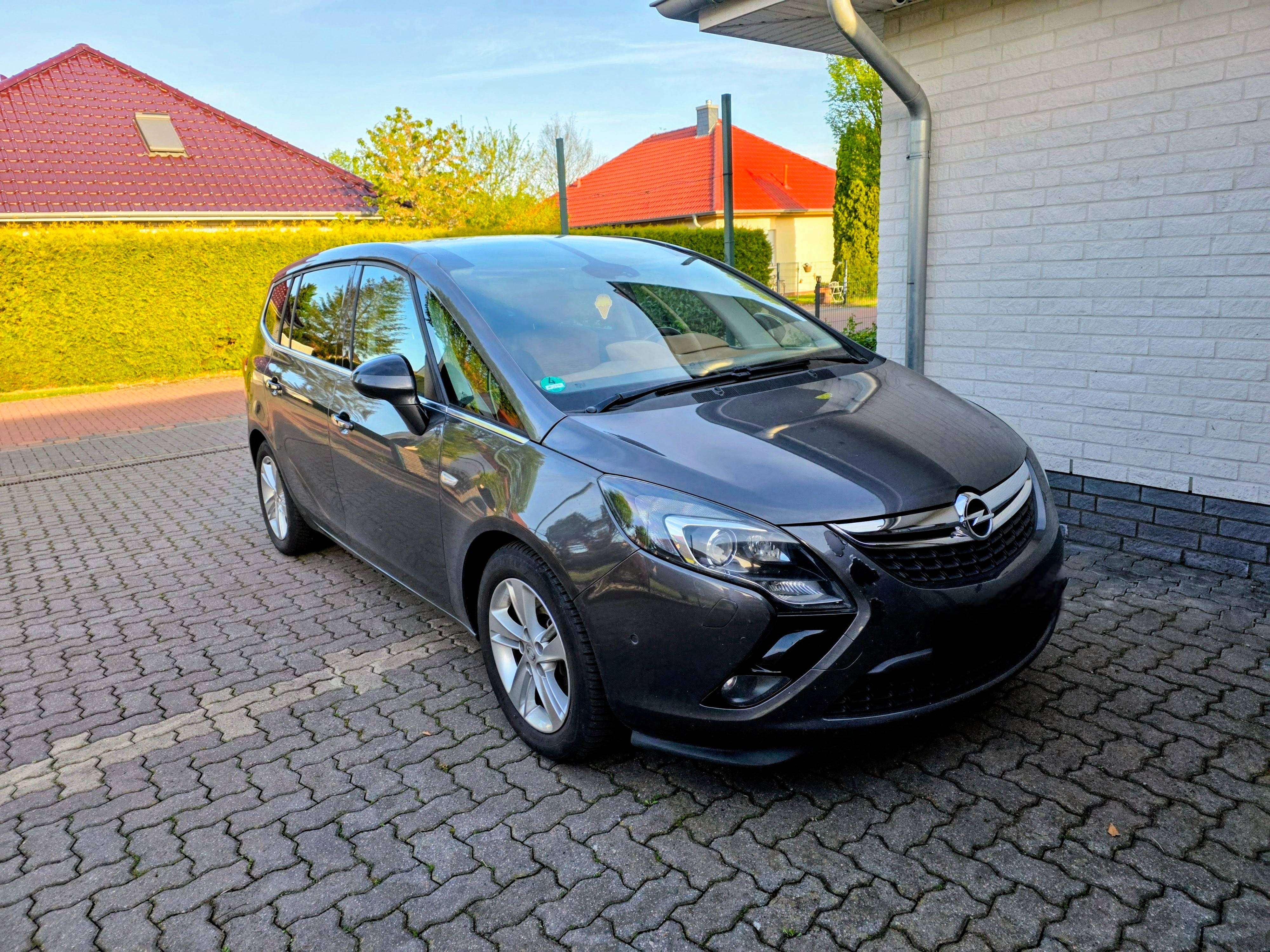 Second hand Opel Zafira Tourer 2.0