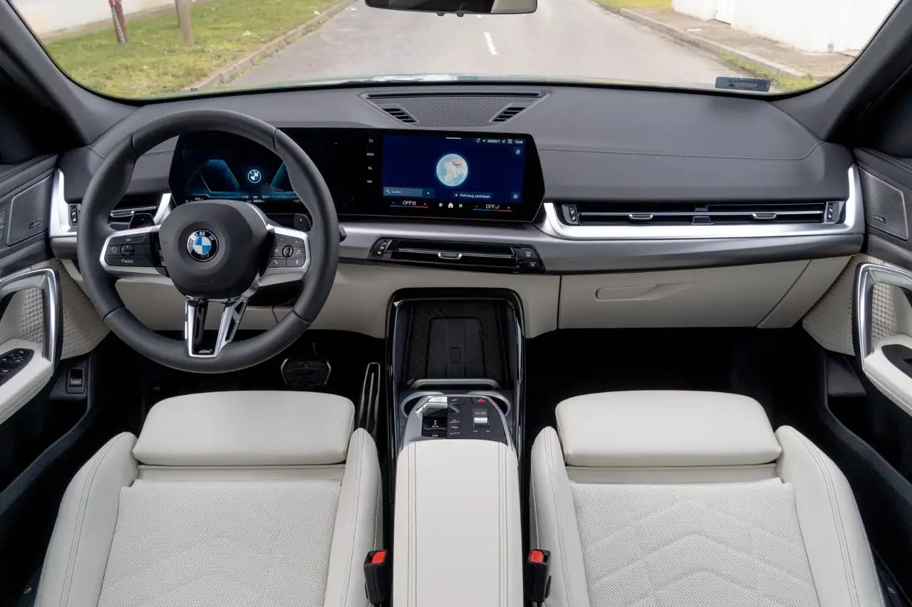 BMW X2 xDrive20d 2026 M .PANO.DR.ASS.LED.PR.ASS.H/K 14