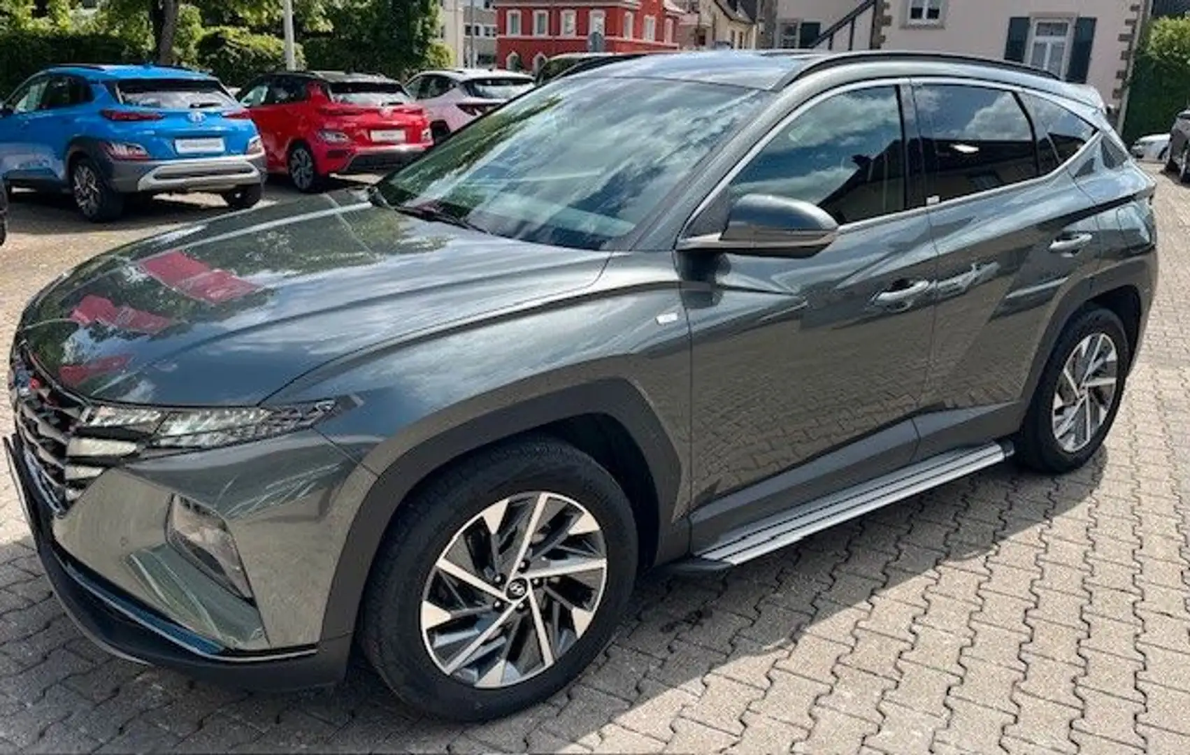 Hyundai TUCSON 1.6 T-GDI 48V Trend Mild-Hybrid 2WD Autom Grijs - 2