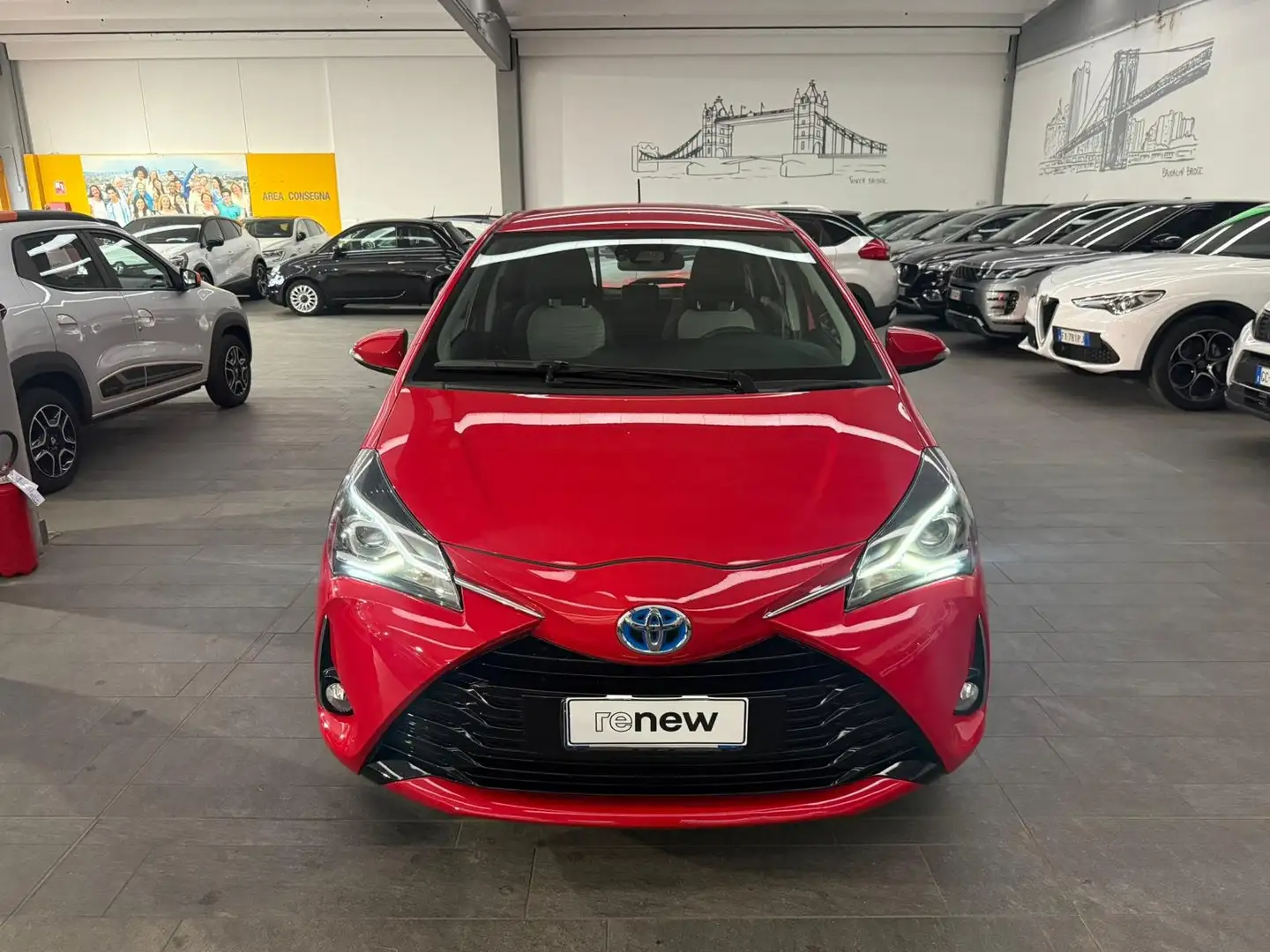 Toyota Yaris 5p. Cool 1.5h 100cv my18 Euro 6C FULL-HYBRID Rot - 2