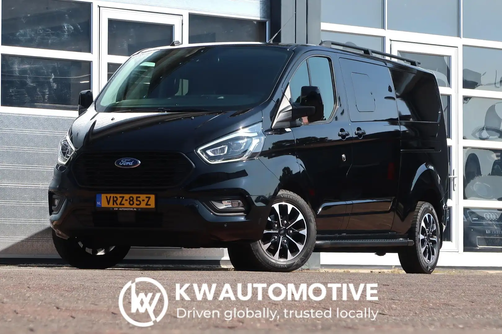 Ford Transit Custom 300 2.0 TDCI L2H1 Limited DC AUT/ LED/ CAMERA/ 2X Schwarz - 1