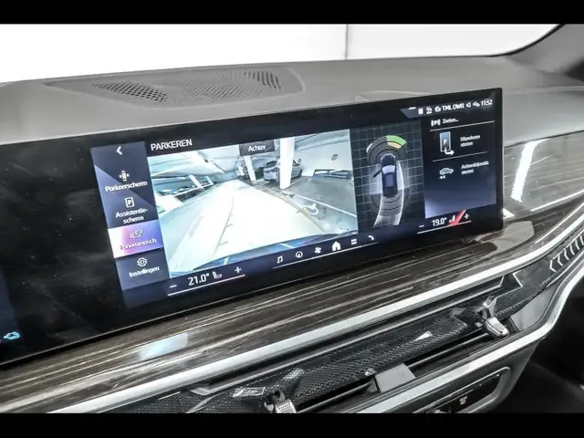 BMW X5 view 15