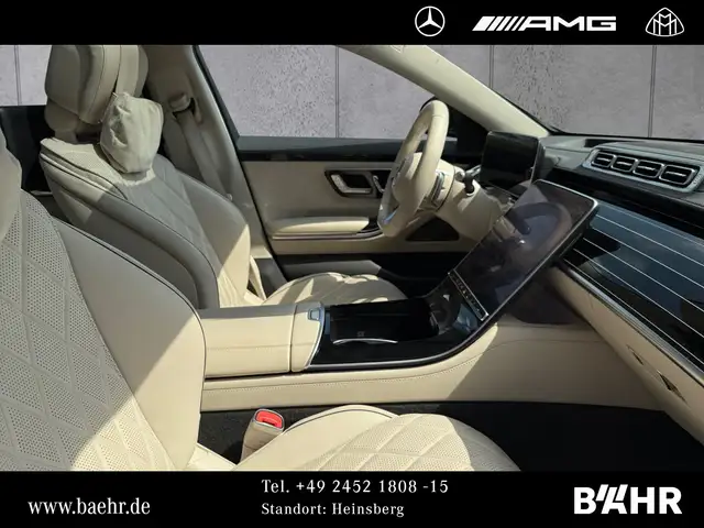 Mercedes-Benz S-Class view 5