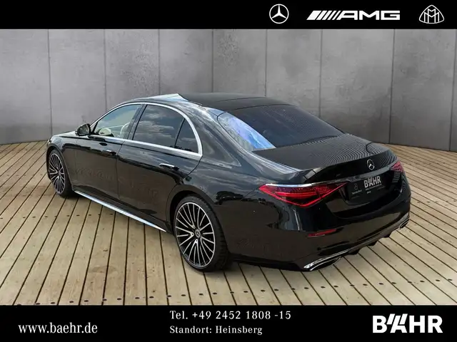 Mercedes-Benz S-Class view 3
