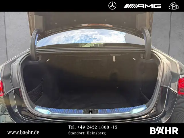 Mercedes-Benz S-Class view 10