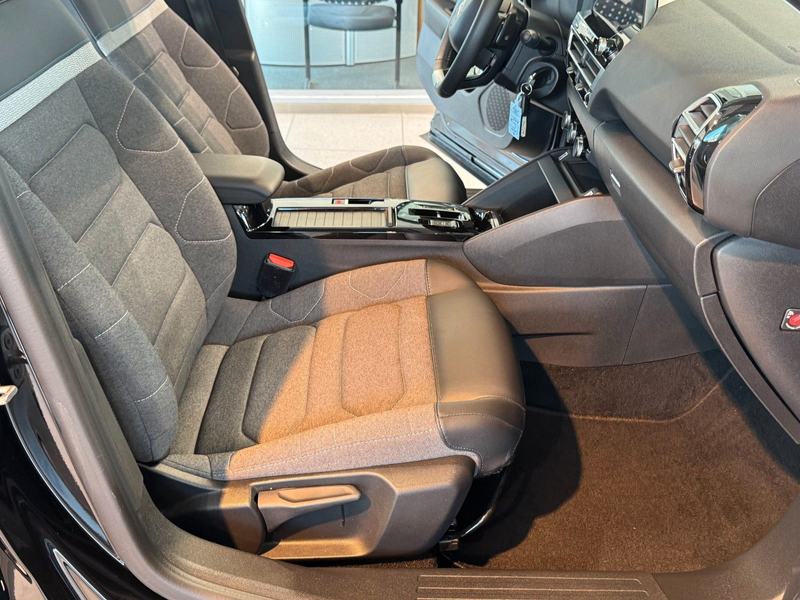 Citroen C4 Lim. Feel Pack Automatik Shine Drive+Style — photo 11