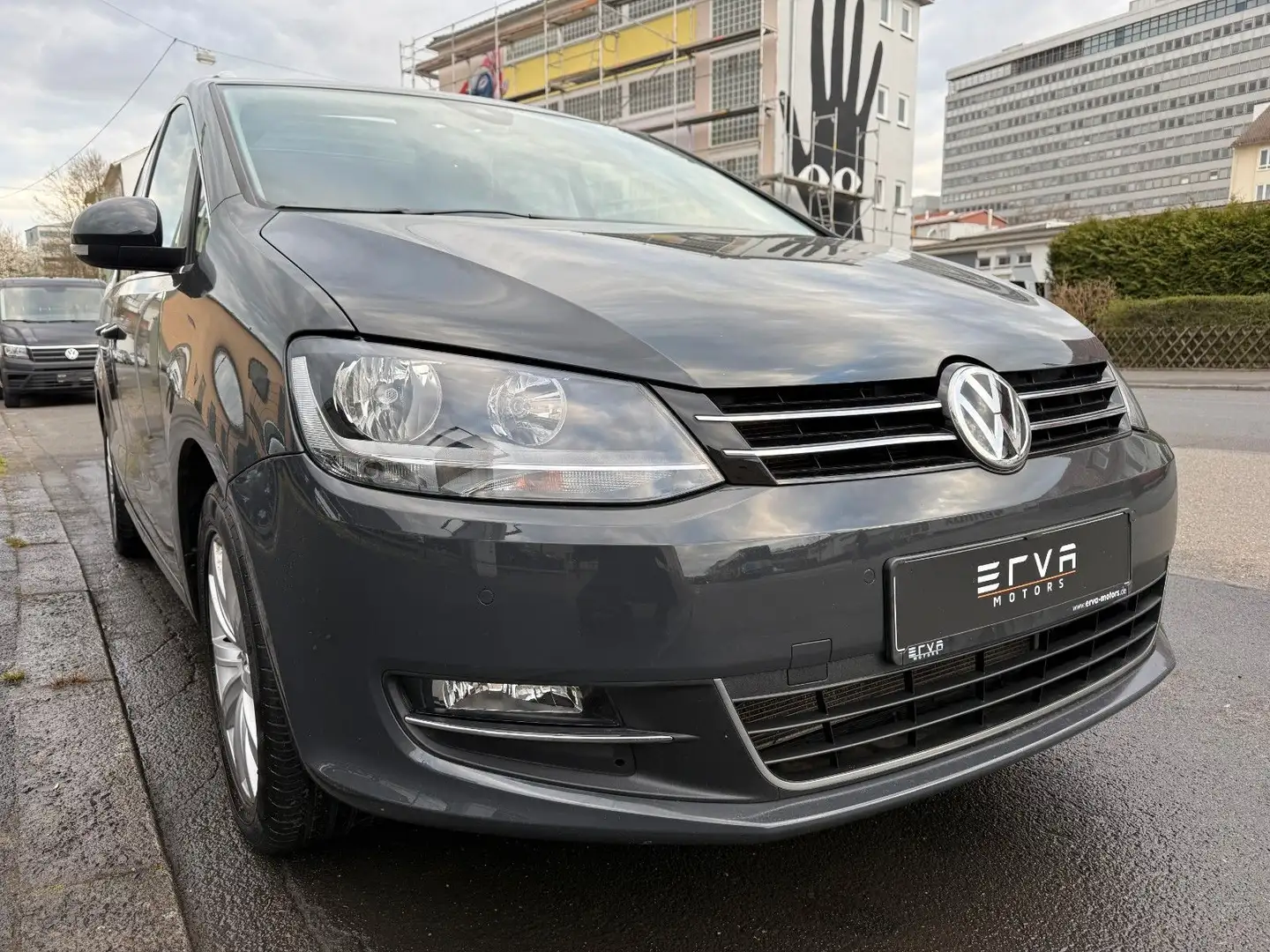 Volkswagen Sharan 2.0 TDI Highline DSG | PANORAMA | 7 Sitze Gris - 1