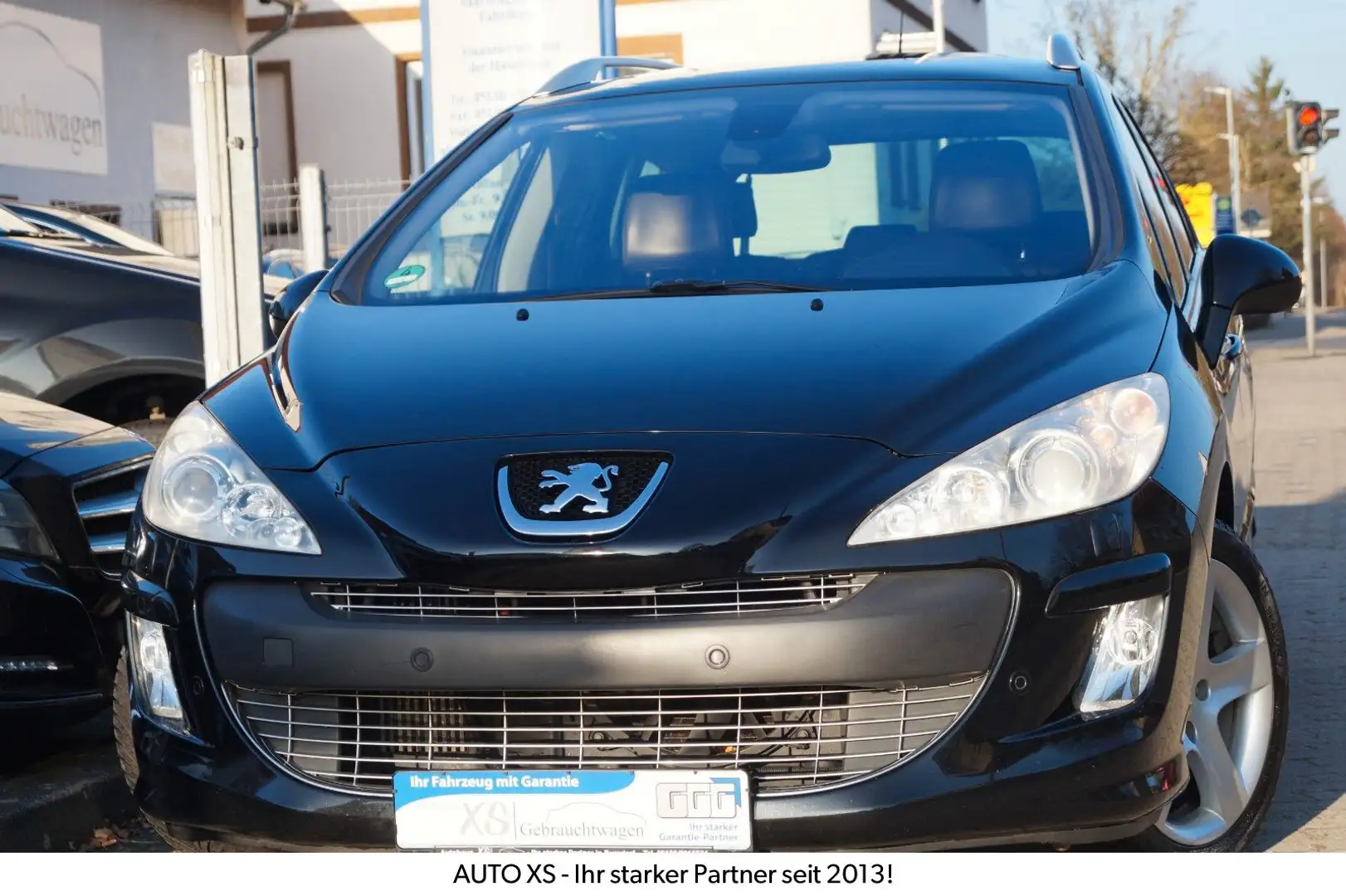 Peugeot 308 SW 1.6 150 Platinum aus 3.Hand! Vollausstatt Schwarz - 1