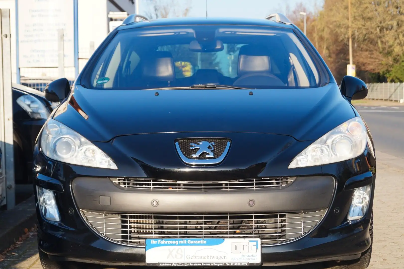 Peugeot 308 SW 1.6 150 Platinum aus 3.Hand! Vollausstatt Schwarz - 2