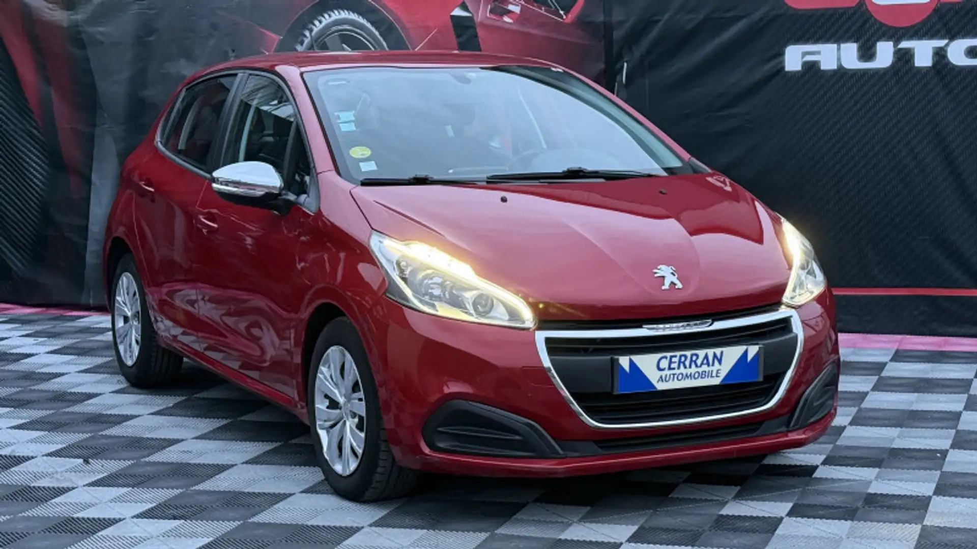 Peugeot 208 1.6 BLUEHDI 100CH ACTIVE 5P Rouge - 2