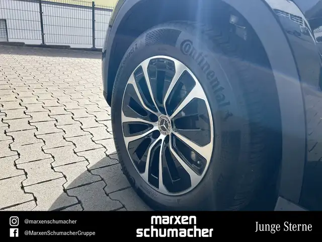 Mercedes-Benz GLC view 7