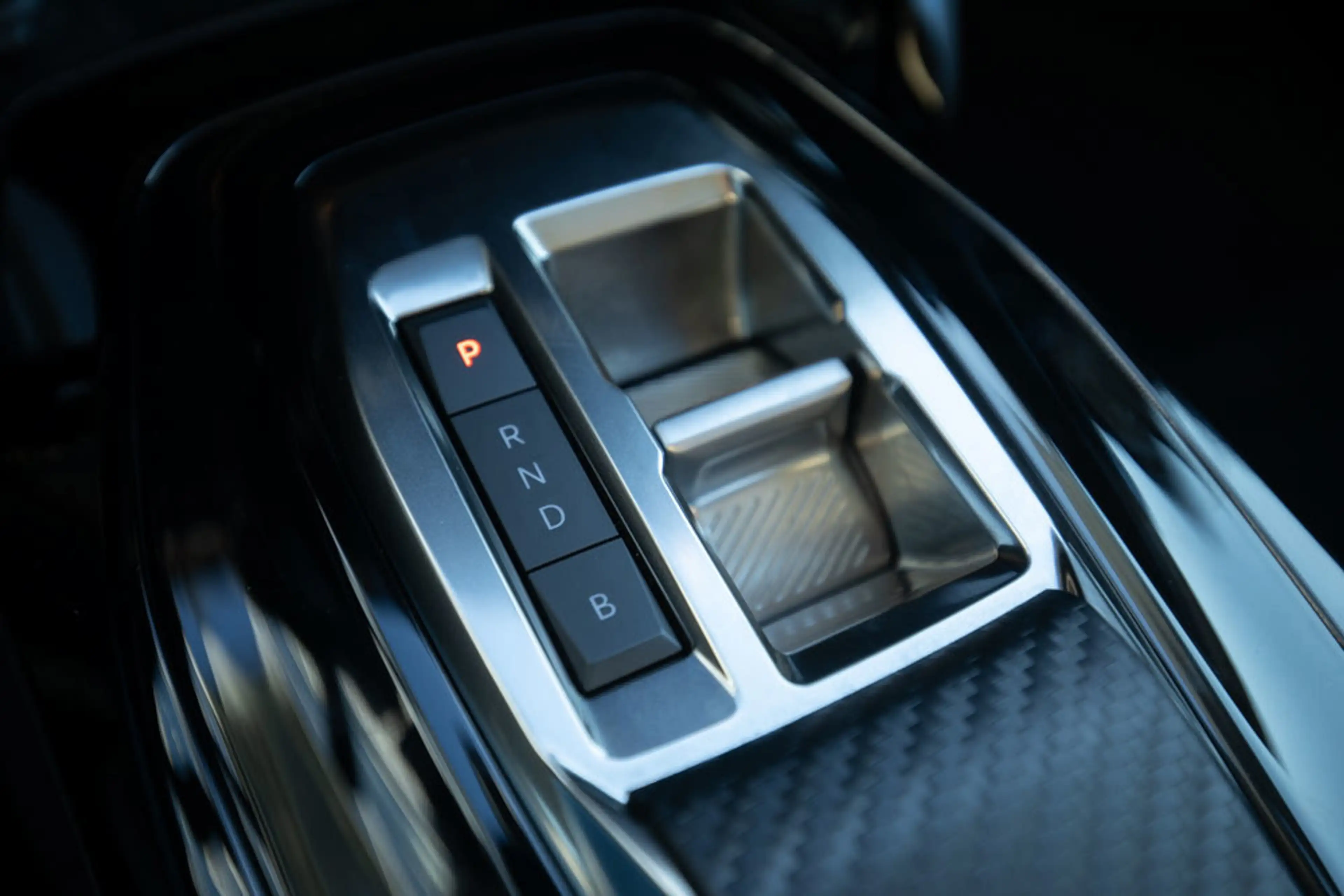 Peugeot e-208 EV Allure Pack 50 kWh — photo 33