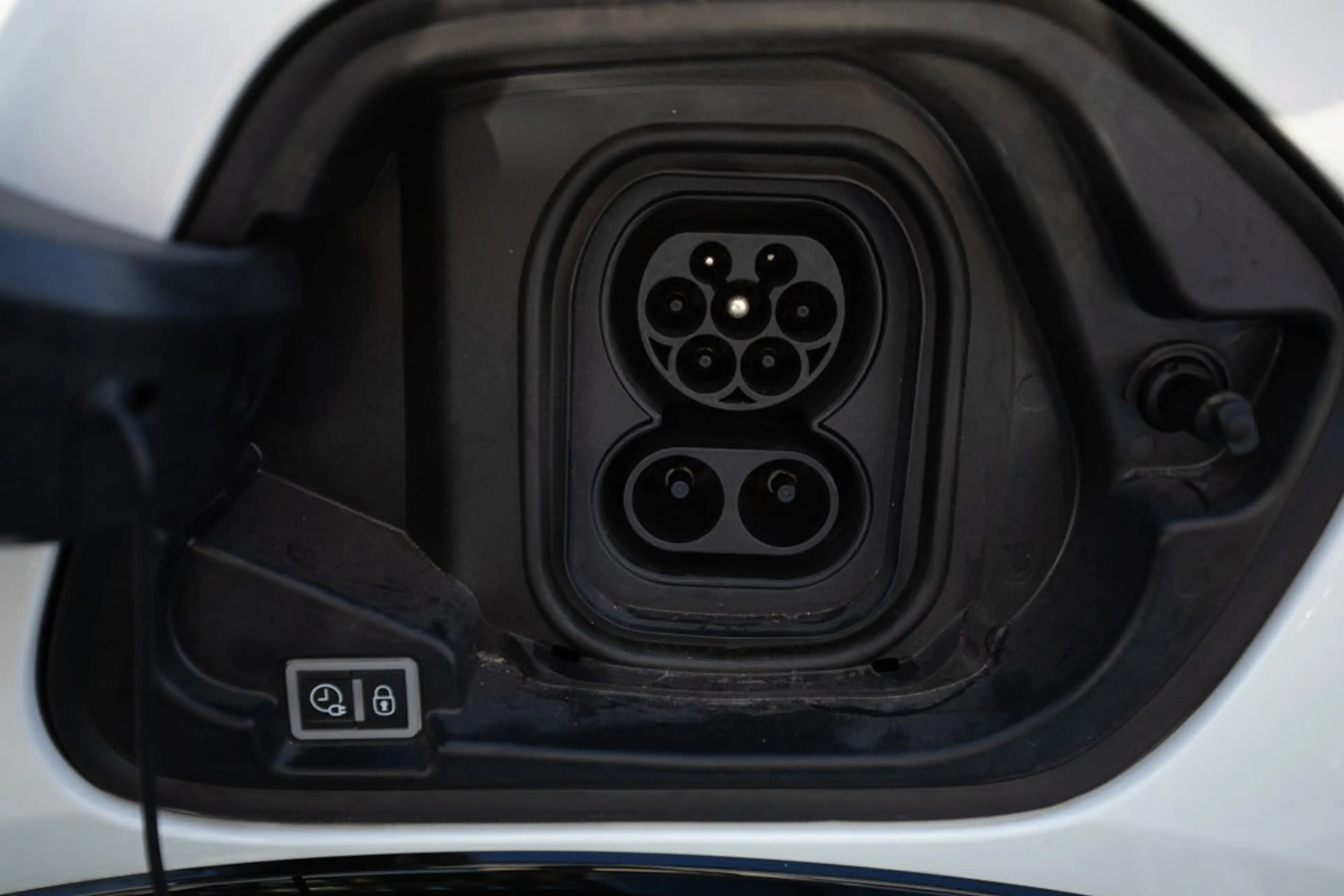 Peugeot e-208 EV Allure Pack 50 kWh — photo 11