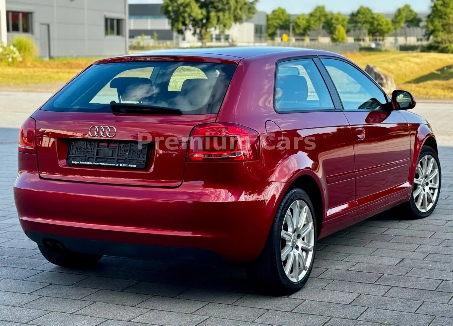 Audi A3 1.4 TFSI Attraction Red - 2