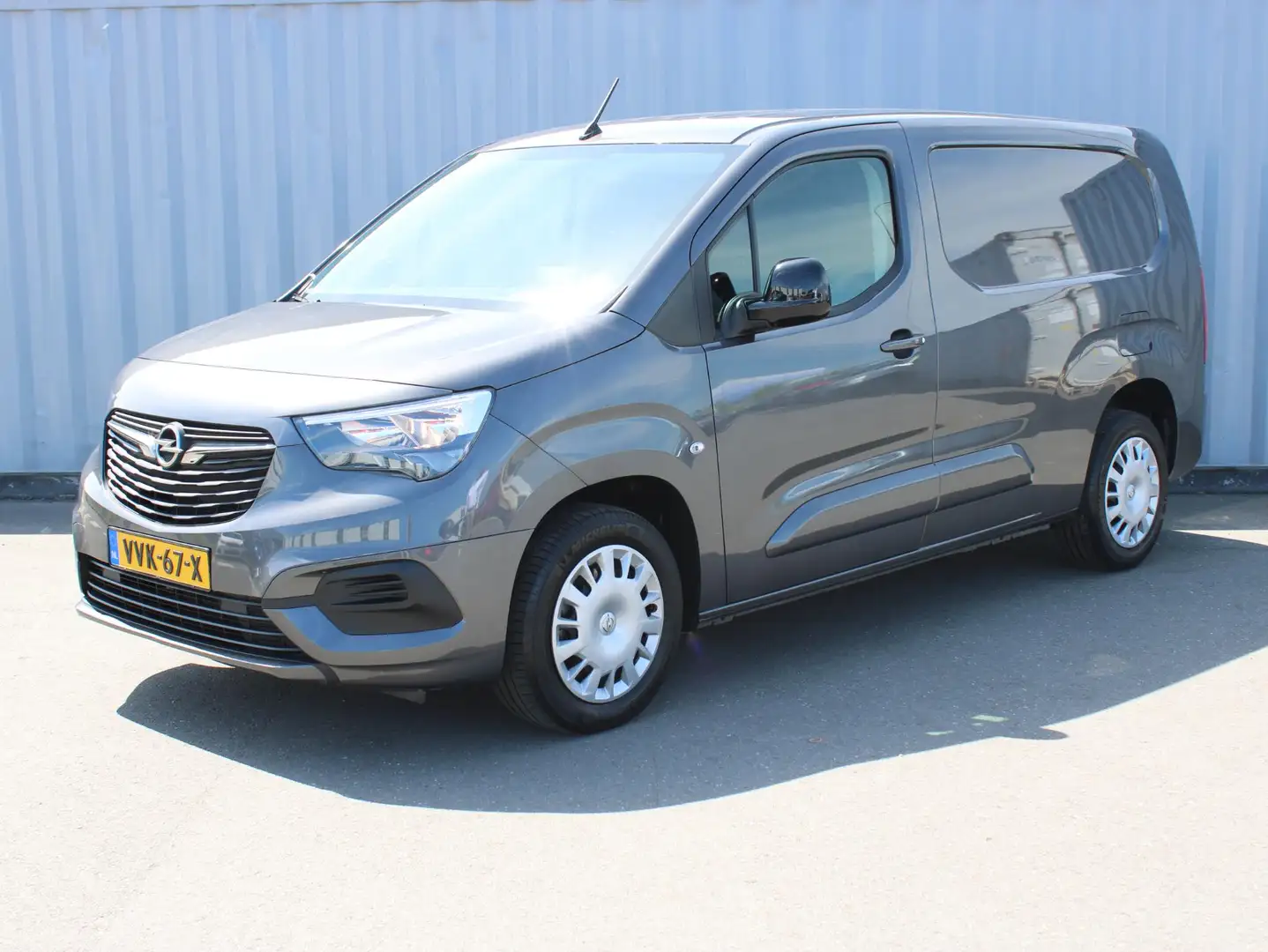 Opel Combo 1.5D L2H1 Standaard Navi / Camera / Trekhaak Grijs - 2