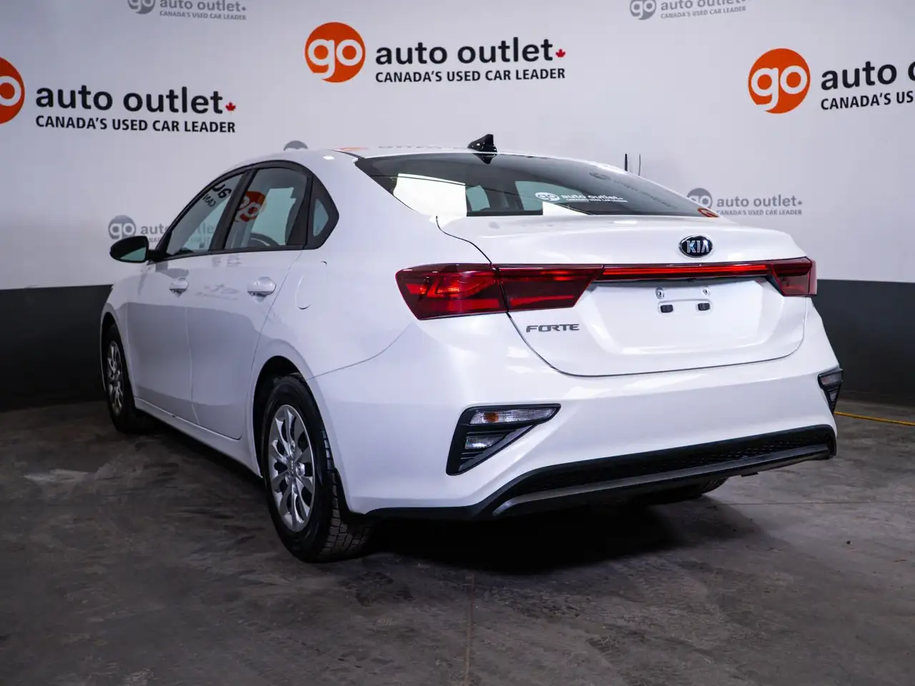 Kia Forte снимка Kia Forte