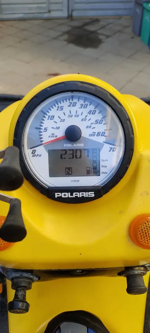 Polaris Sportsman 500 Желтый - 1