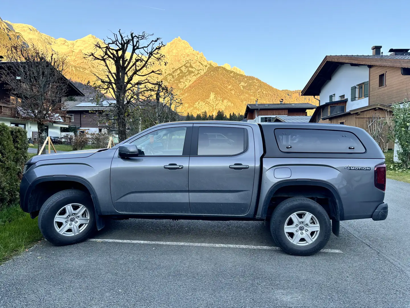 Volkswagen Amarok DoubleCab 2,0 TDI Life 4Motion - 1