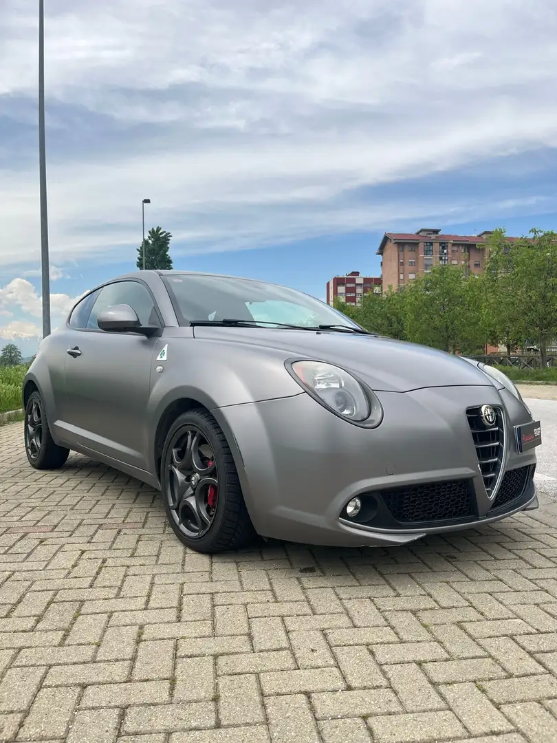 Alfa Romeo MiTo 1.4 tb m.air Q.verde 170cv tct Szary - 2