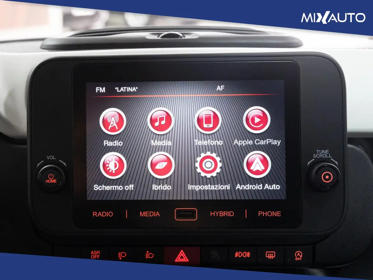 Fiat Panda Pandina Cross 1.0 Firefly Hybrid S&S 70CV, миниатюра 16