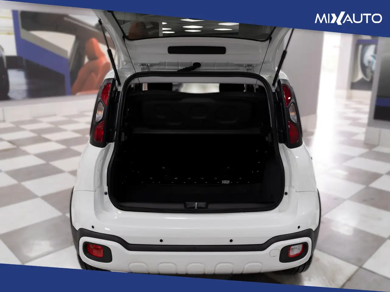Fiat Panda Pandina Cross 1.0 Firefly Hybrid S&S 70CV, миниатюра 7