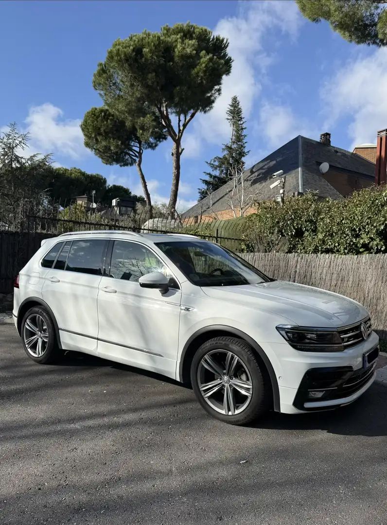 Volkswagen Tiguan Tiguan 1.5 TSI R-Line DSG 110kW R-Line - 1