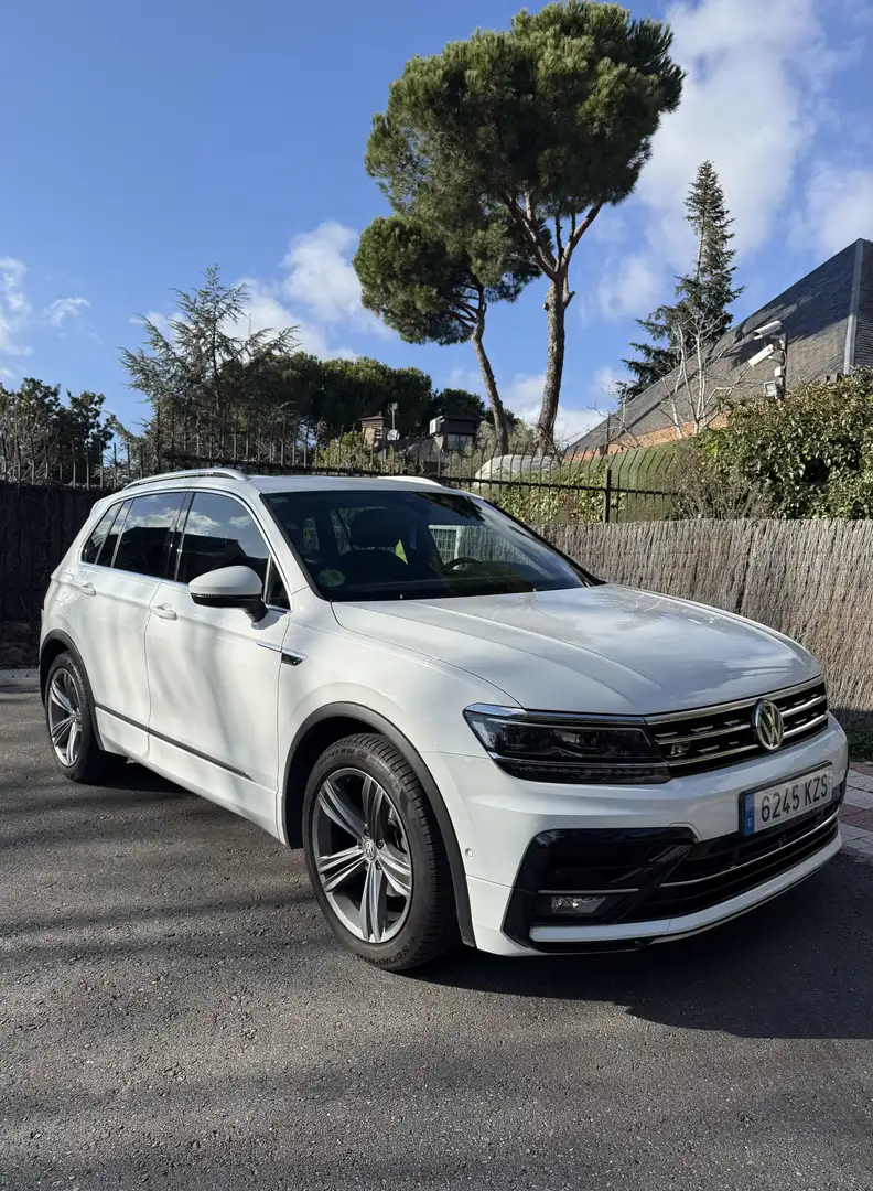 Volkswagen Tiguan Tiguan 1.5 TSI R-Line DSG 110kW R-Line - 2