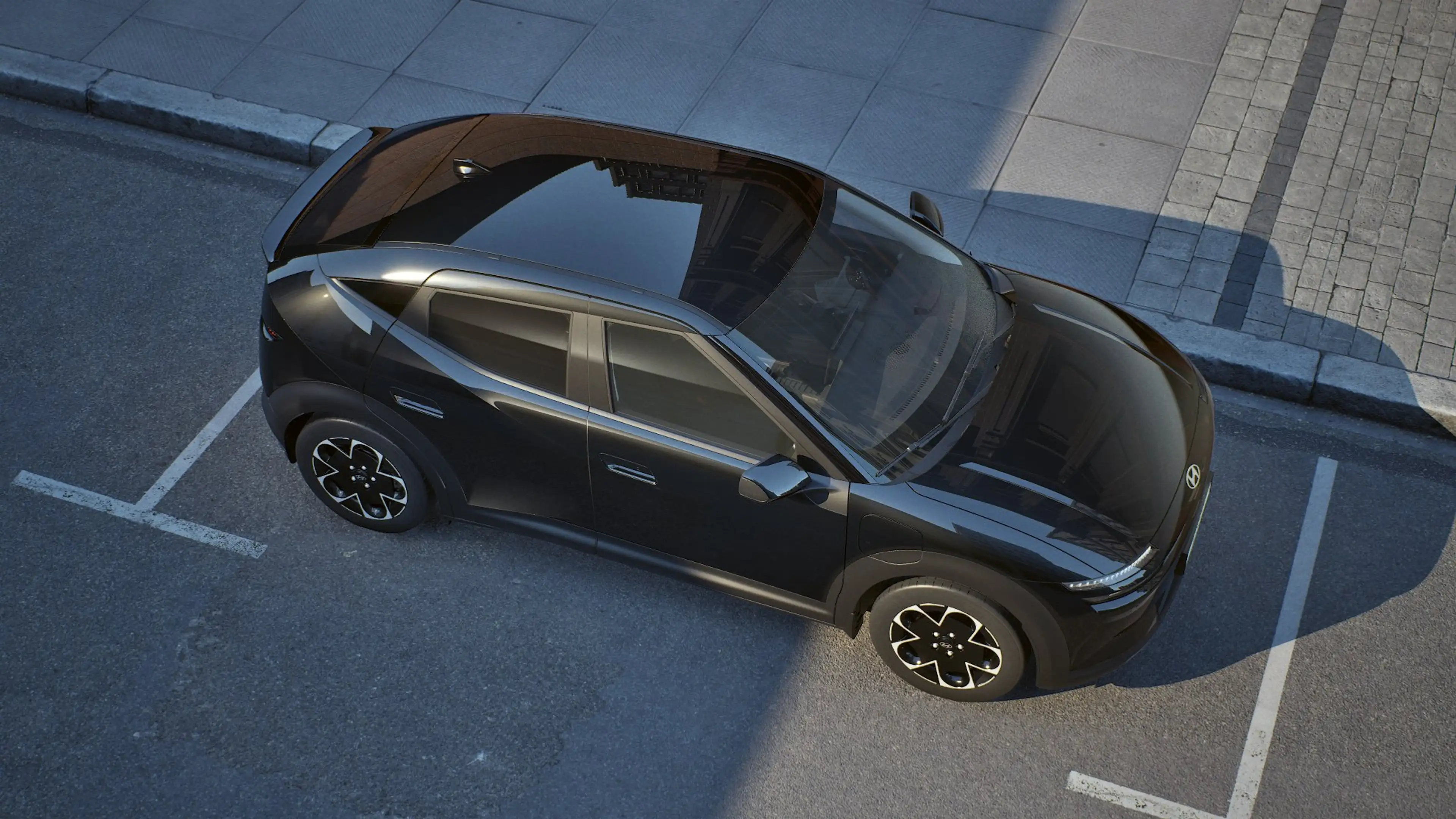 Hyundai IONIQ 3 Electric 61 kWh Vision (Phantom Black Mica parelmo — photo 3