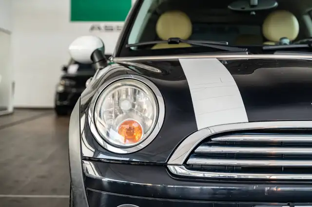 Mini Cooper Cooper view 15
