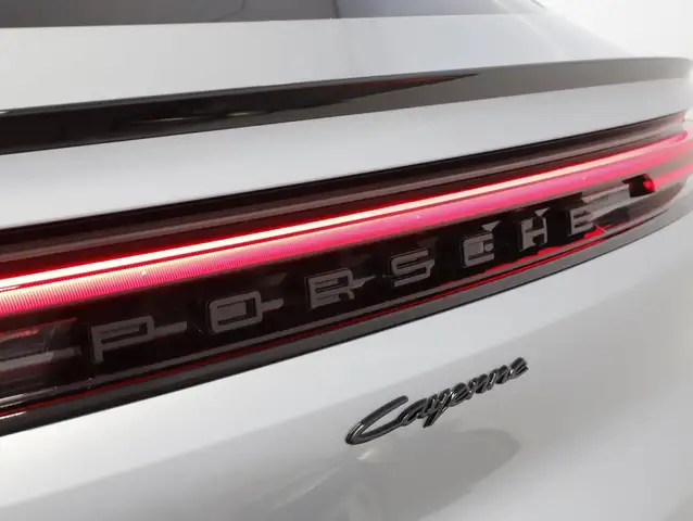 Porsche Cayenne E-Hybrid Coupé Black Edition Ansicht 14