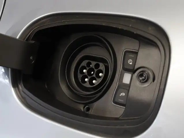 Porsche Cayenne E-Hybrid Coupé Black Edition Ansicht 9