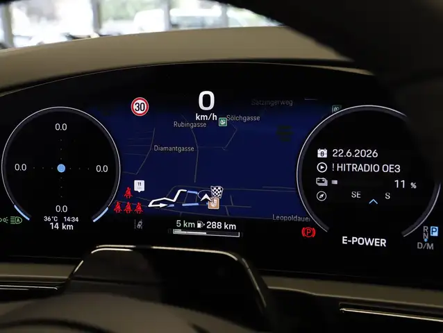 Porsche Cayenne E-Hybrid Coupé Black Edition Ansicht 28